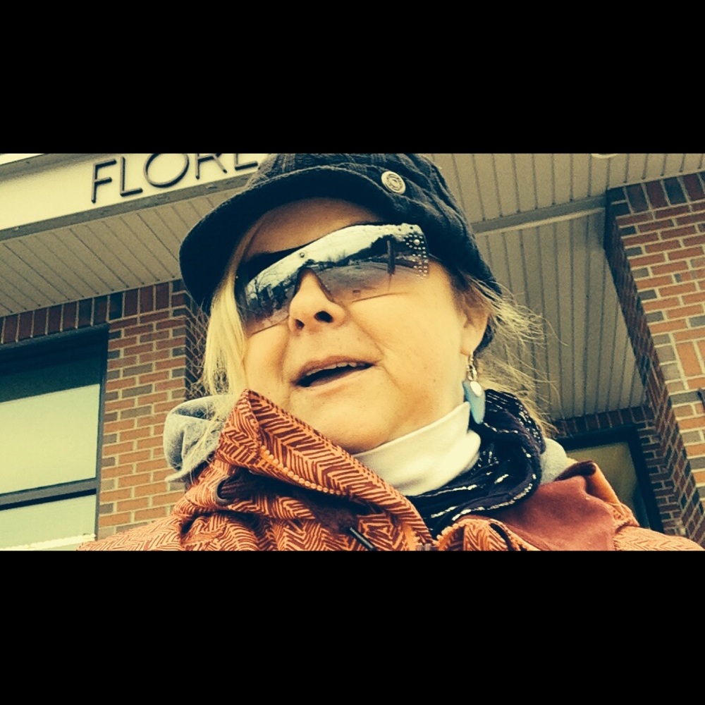 Meet your Posher, Stephanie